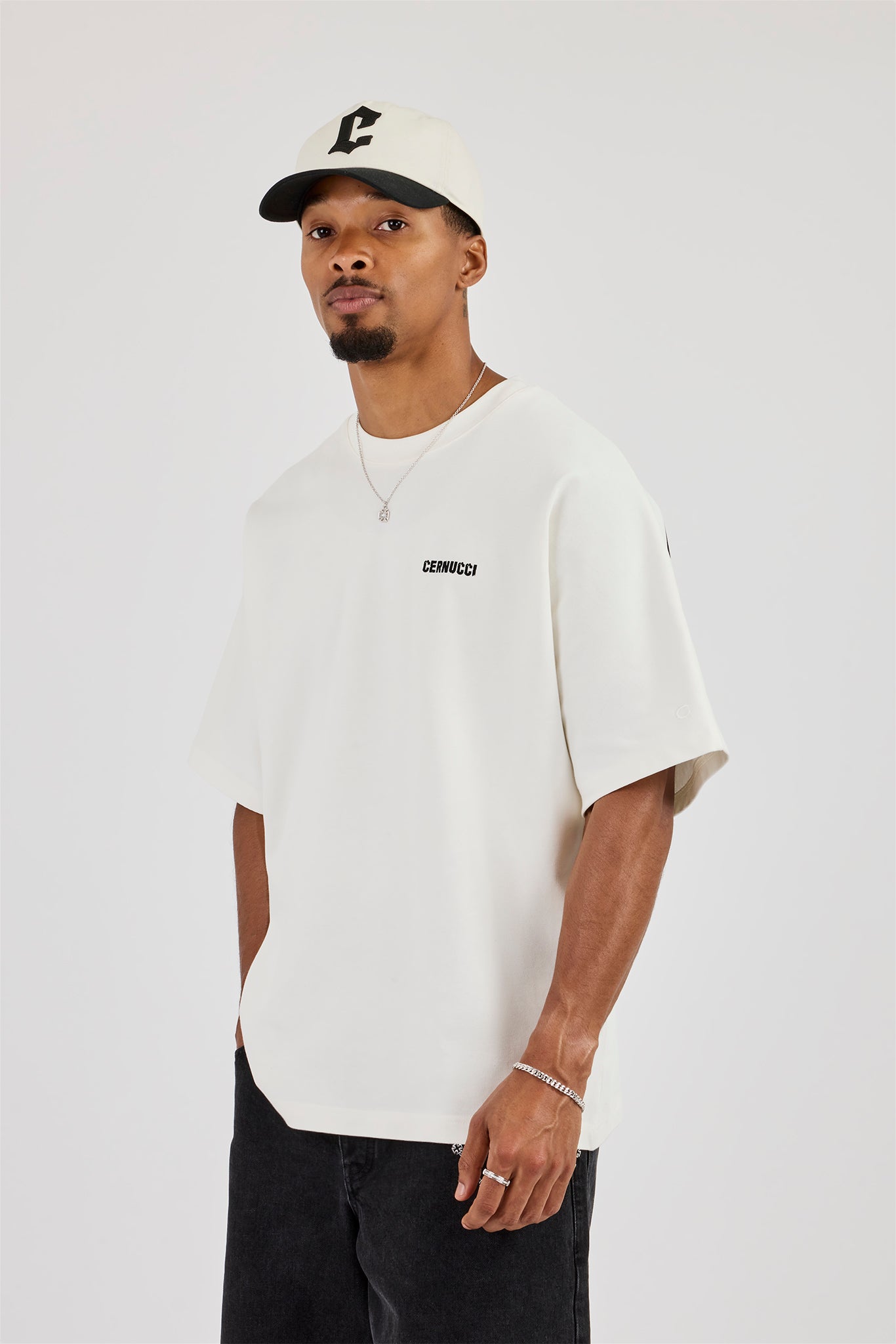 Oversized Cernucci Distressed Graphic T-Shirt - Off White